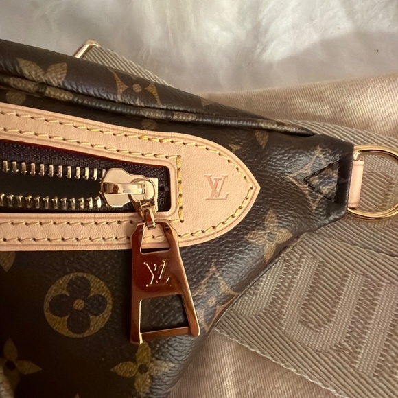 Louis Vuitton High Rise Bum Bag - Picture 8 of 13